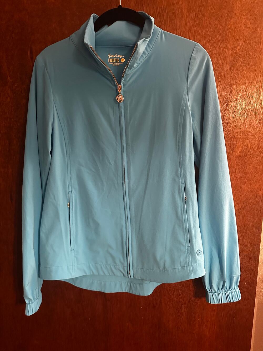 NWOT LILLY PULITZER BLUE LUXLETIC JACKET; SIZE XS